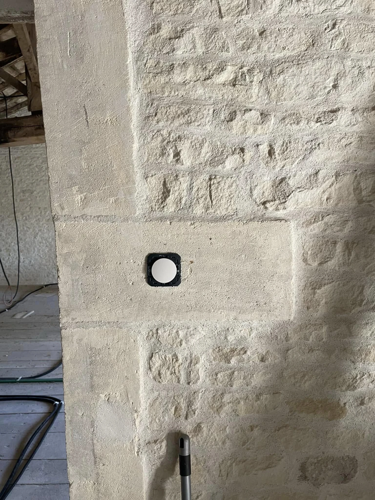 Rénovation électrique charentaise